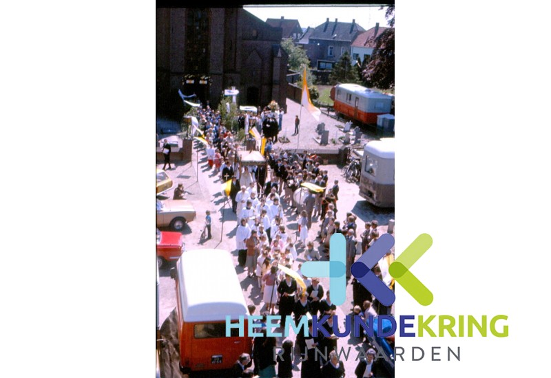 Processie 1977 1 (3)